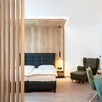 호텔 City Hotel Stockerau 스톡케로