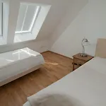City Hotel Stockerau 스톡케로