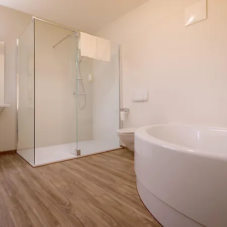 City Hotel Stockerau Szálloda 4*