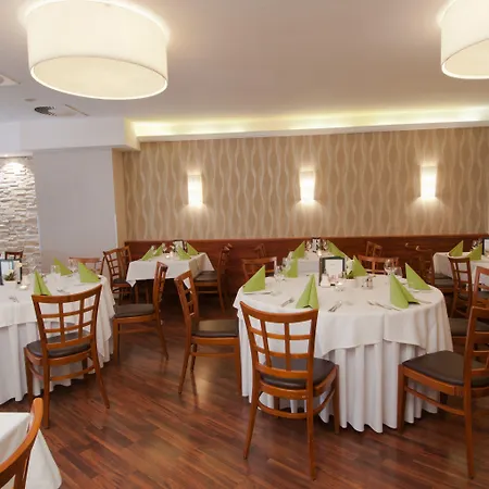Szálloda City Hotel Stockerau Stockerau