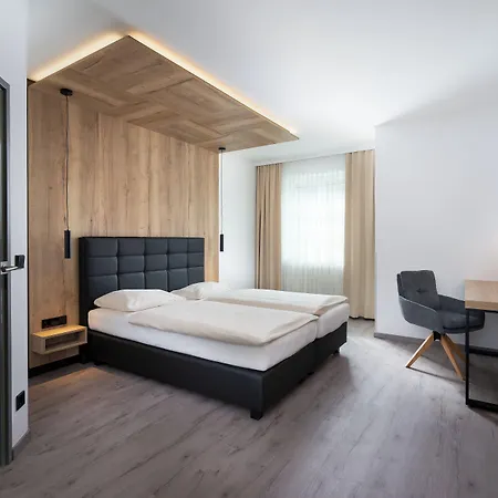 City Hotel Stockerau 4* Stockerau