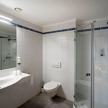 City Hotel Stockerau 4*