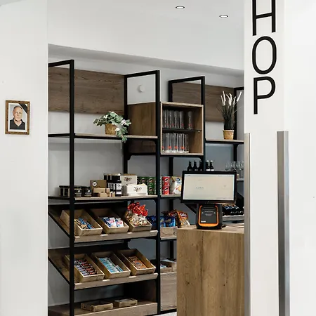 City Hotel Stockerau 4*