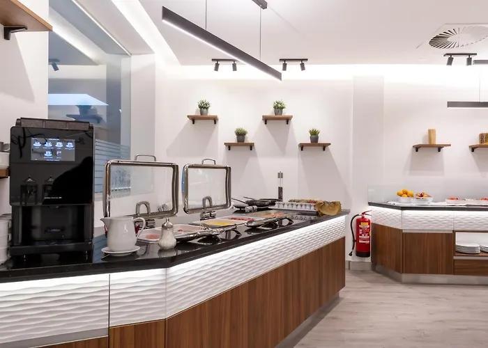 City Hotel Stockerau تشوكيراو