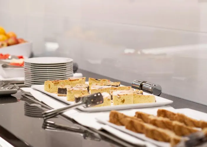 City Hotel Stockerau ホテル シュトッケラウ