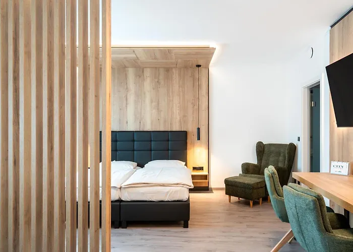 فندق City Hotel Stockerau تشوكيراو