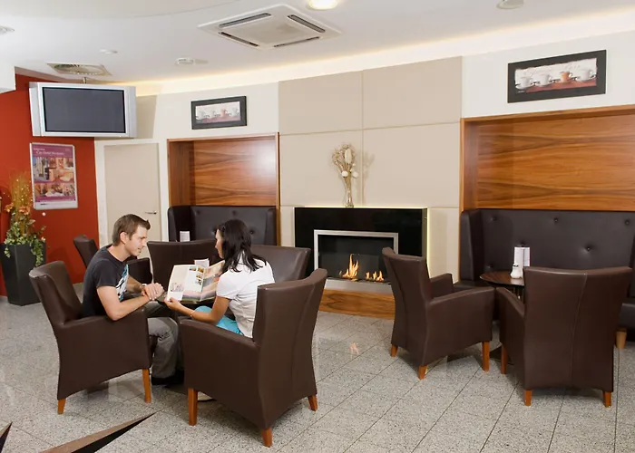 City Hotel Stockerau Hotel