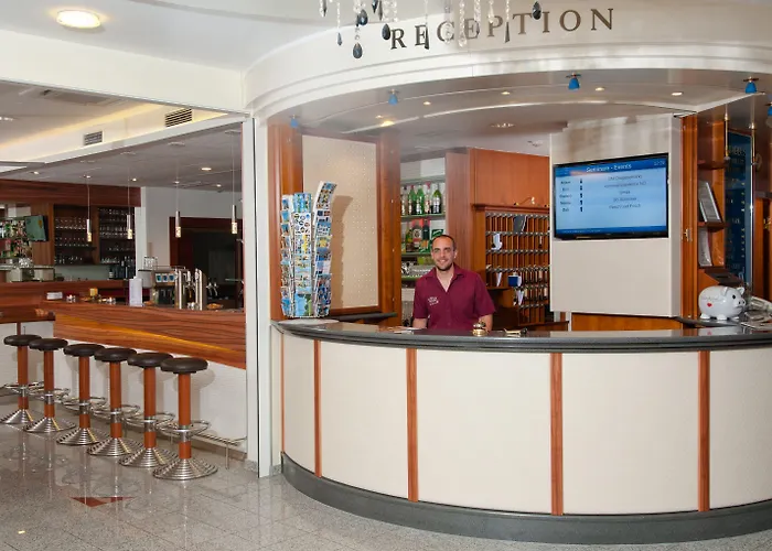 فندق City Hotel Stockerau تشوكيراو