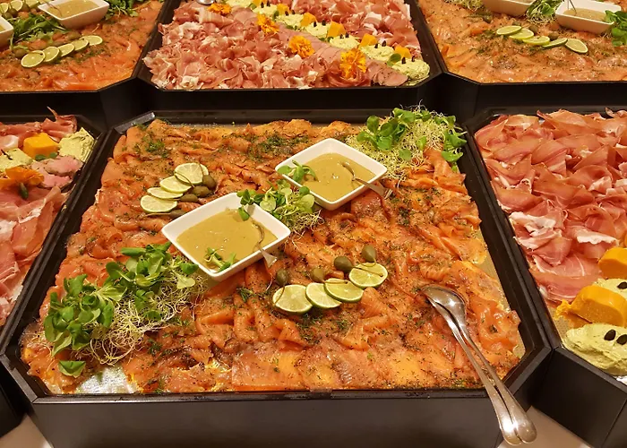 City Hotel Stockerau ホテル 4*