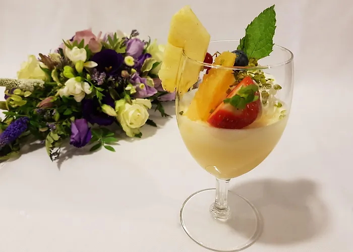 City Hotel Stockerau 4*