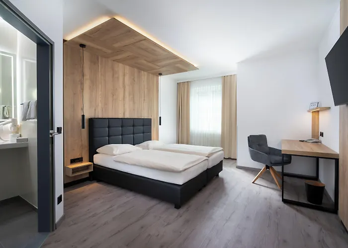 City Hotel Stockerau 4* تشوكيراو