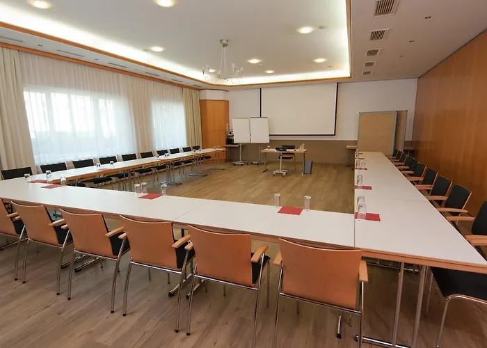 City Hotel Stockerau 4* Stockerau