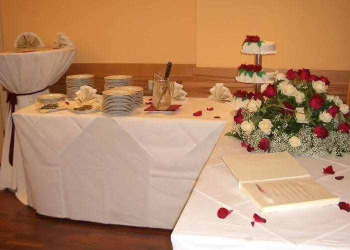 فندق City Hotel Stockerau