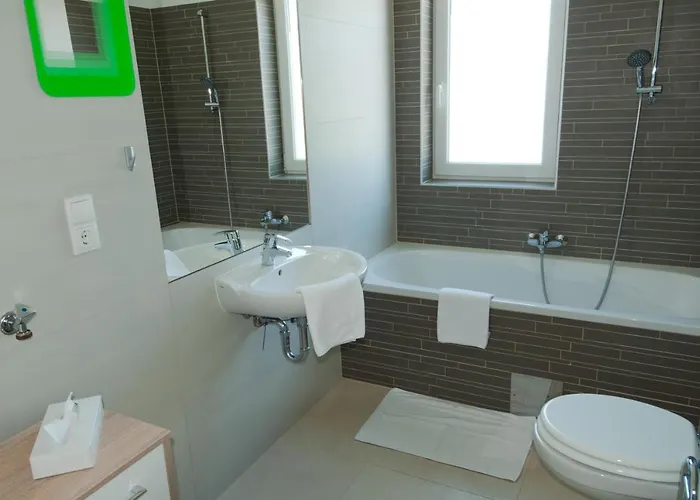 City Hotel Stockerau Hotel